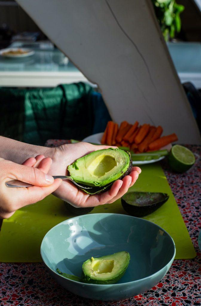 Image showing how to prepare an avocado