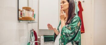 Skin care dos and don'ts when pregnant or breastfeeding