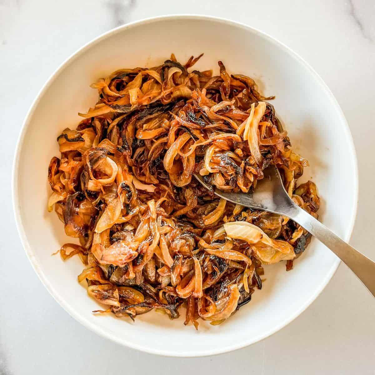 does caramelizing onions add calories