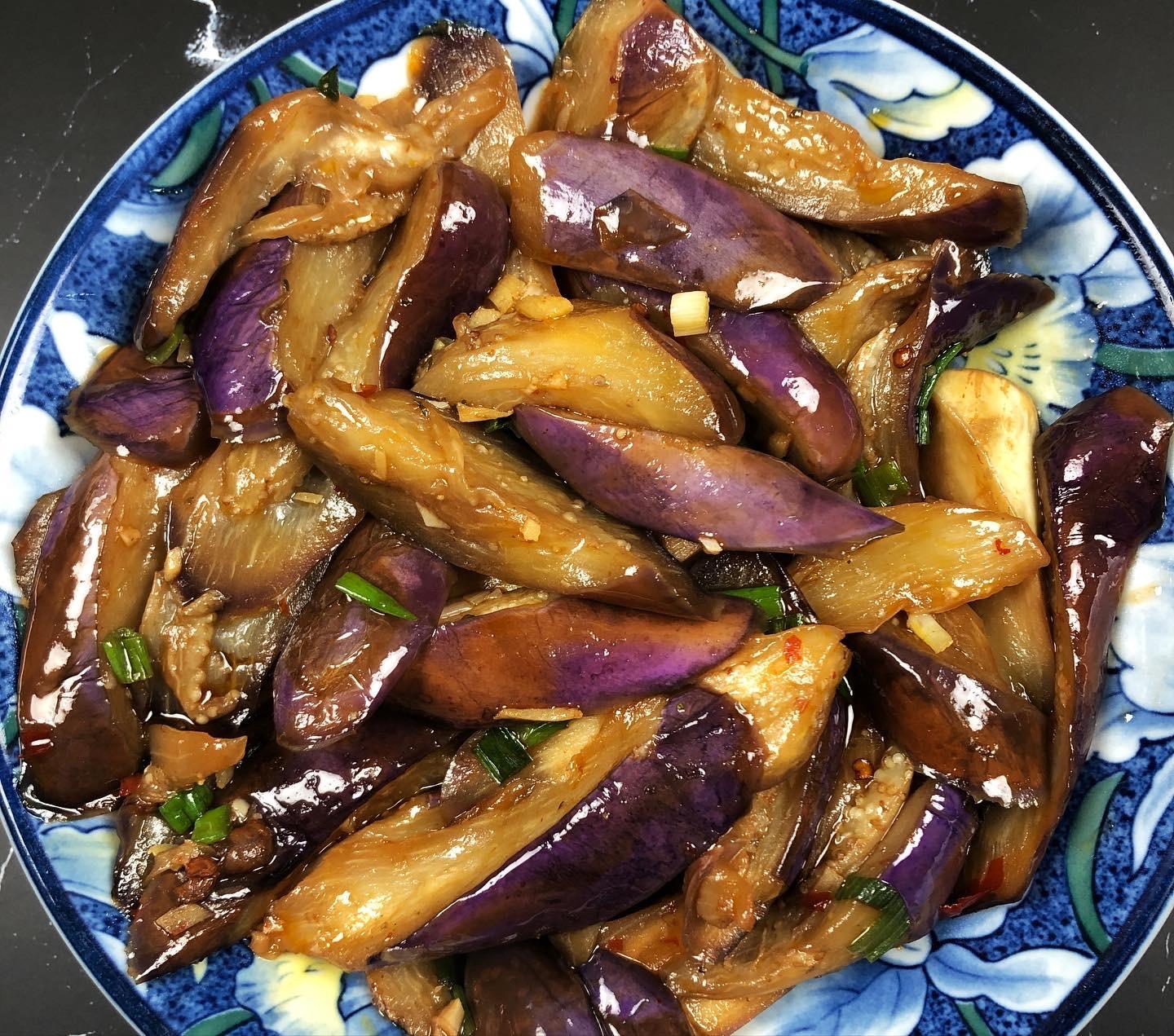 eggplant in garlic sauce calories