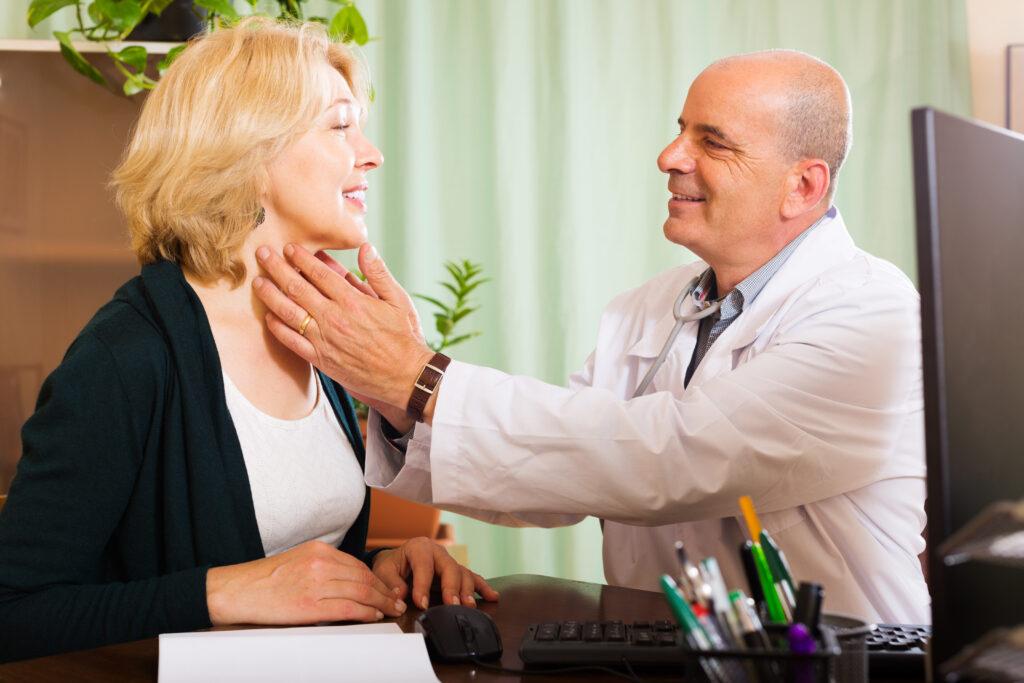 how much does thyroid surgery cost