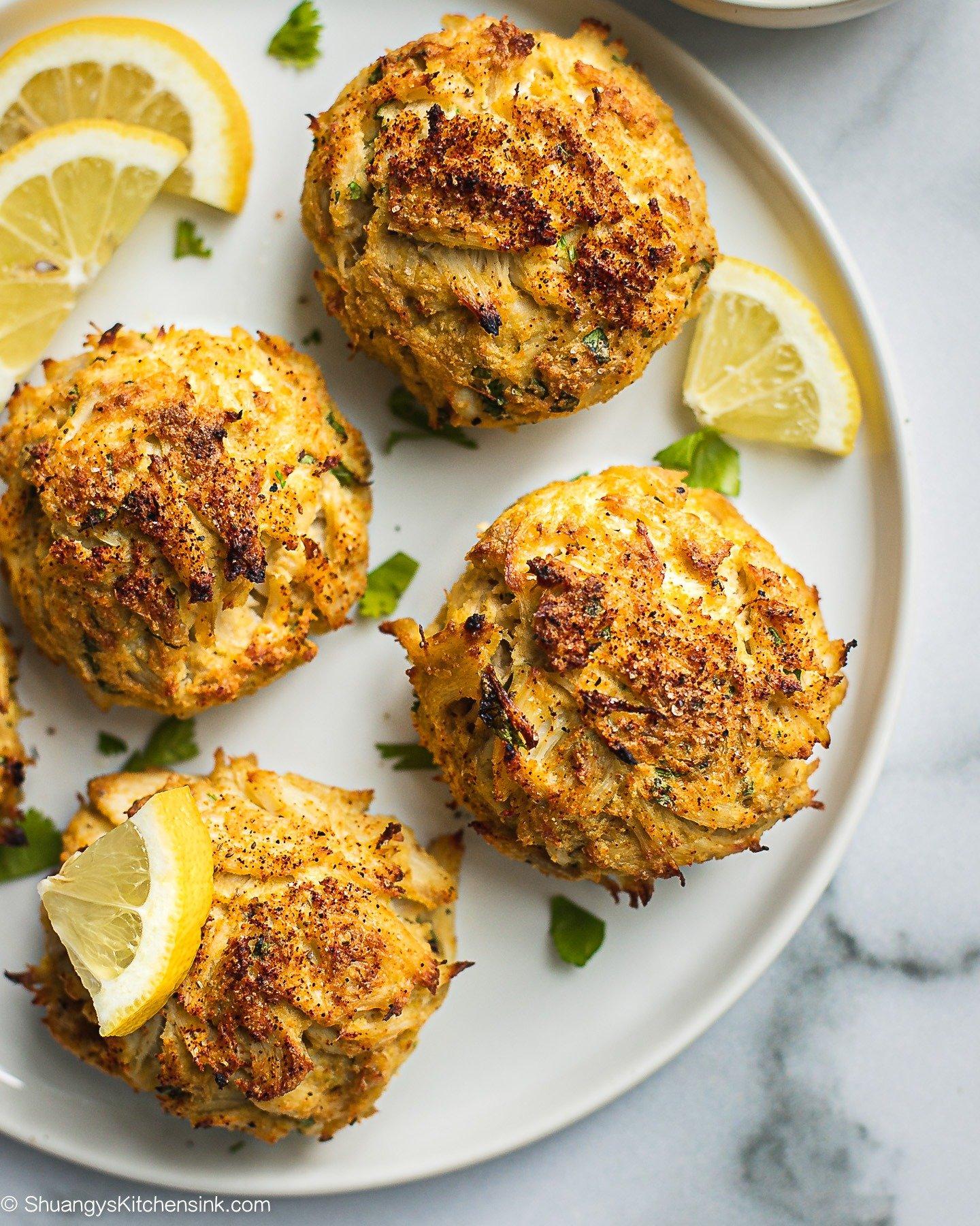 how much protein is in a crab cake