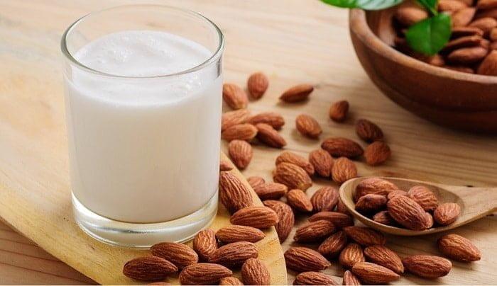 leche de almendras para diabeticos