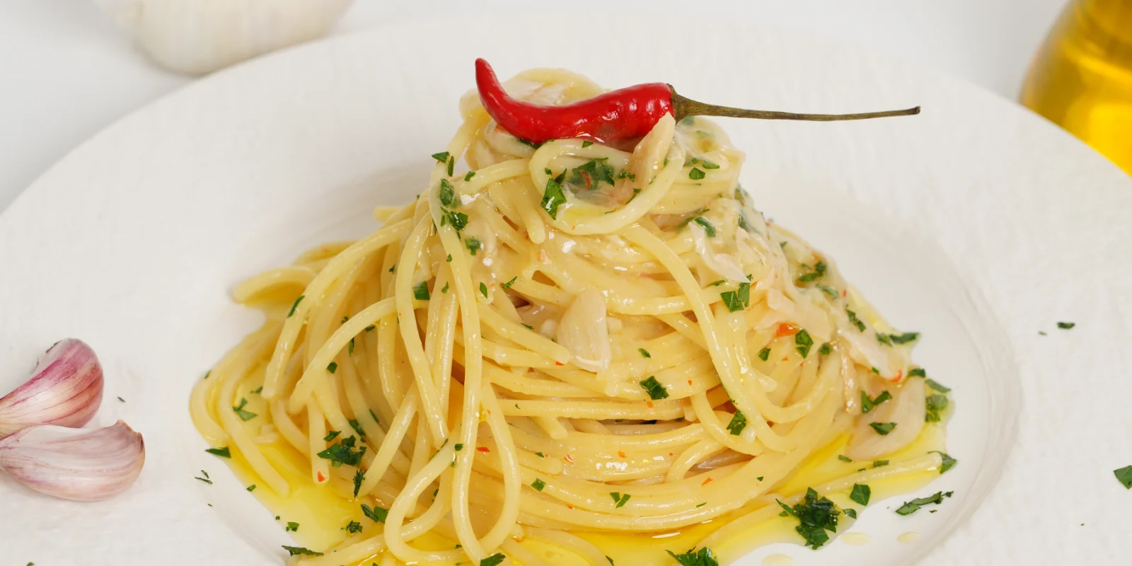 spaghetti aglio e olio calories