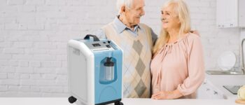 How much power does a 10 liter oxygen concentrator use