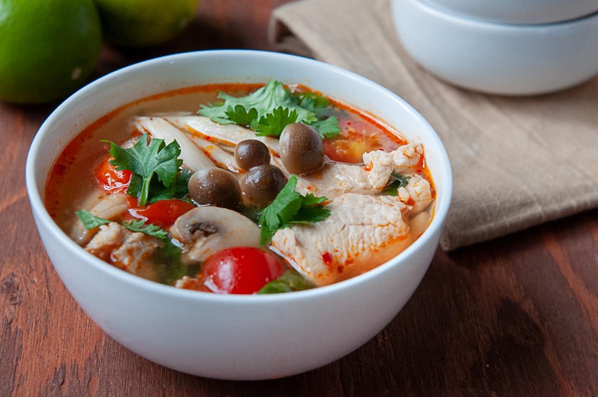 calories in tom yum soup with chicken