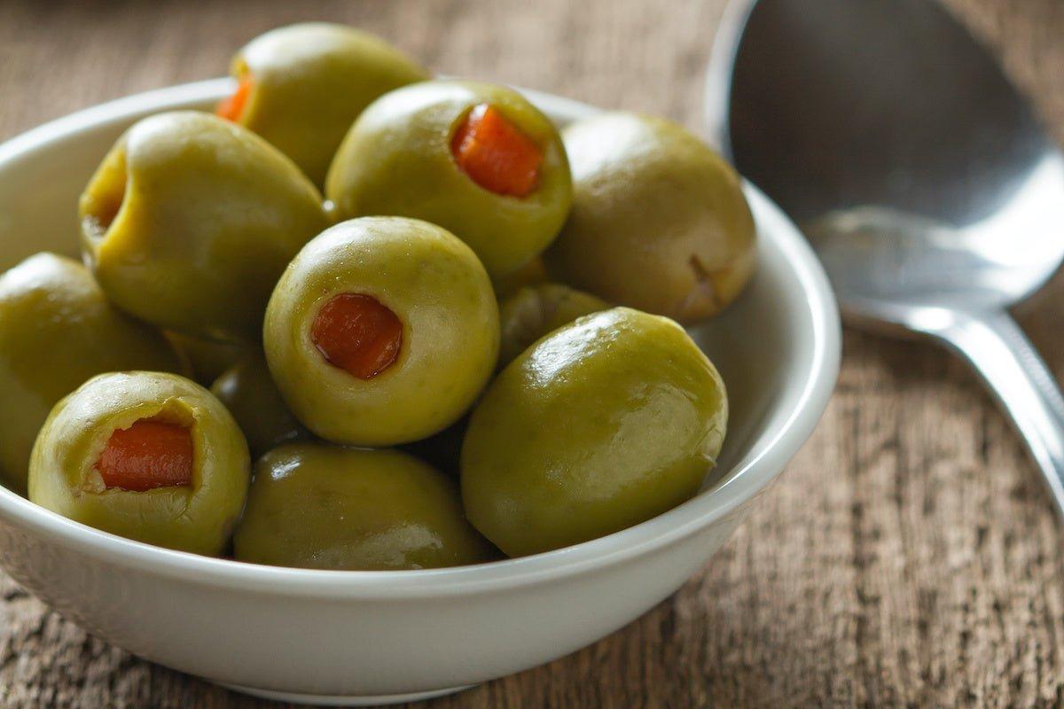 garlic stuffed olives good for you