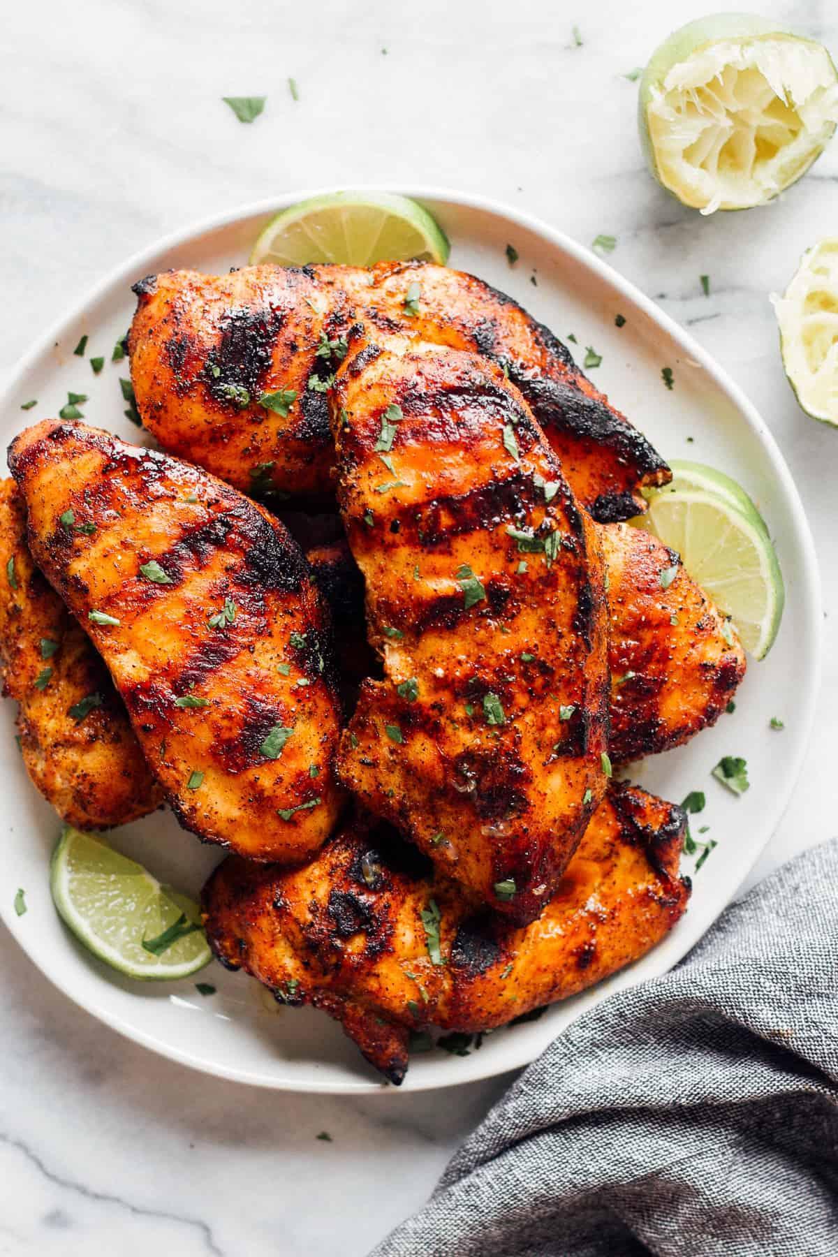 how many calories in a bbq chicken breast