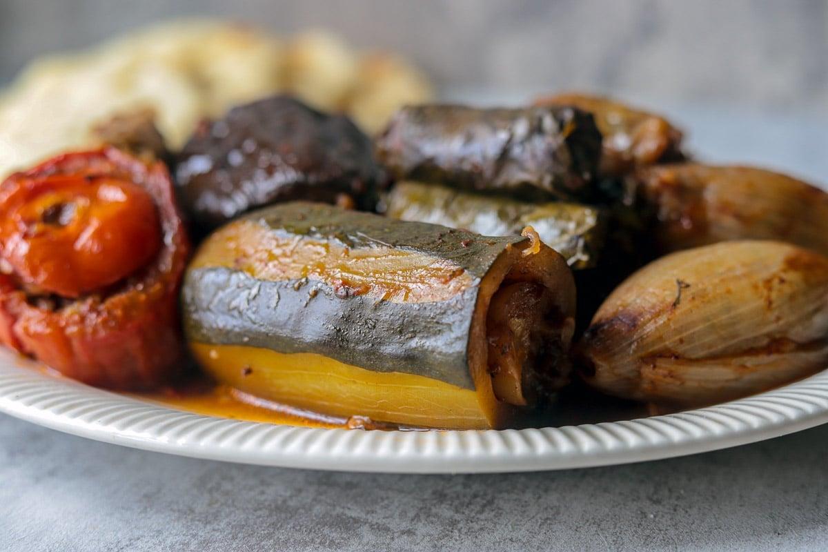 how many calories in dolma