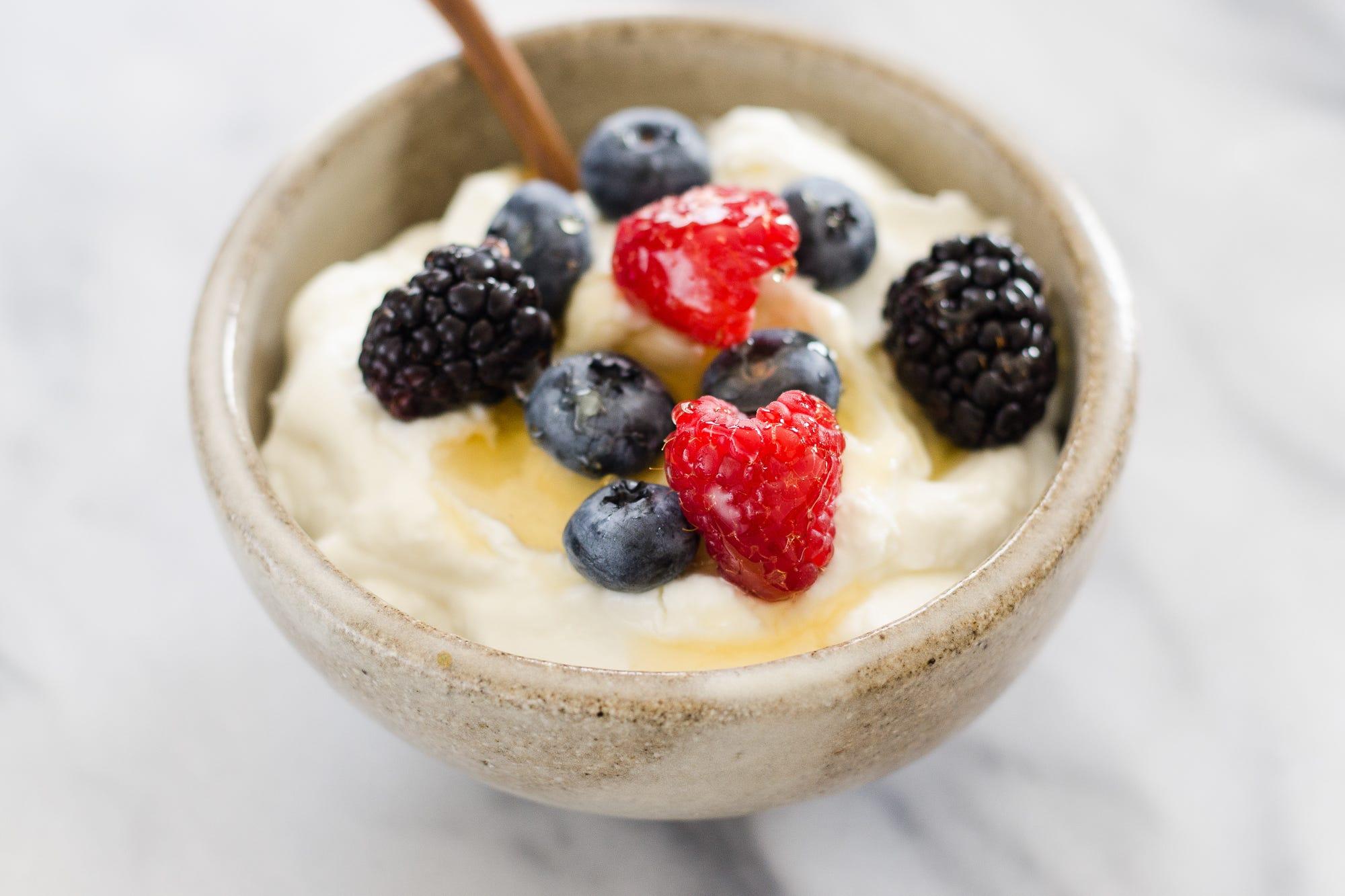 How to Make Yogurt—and Greek Yogurt!