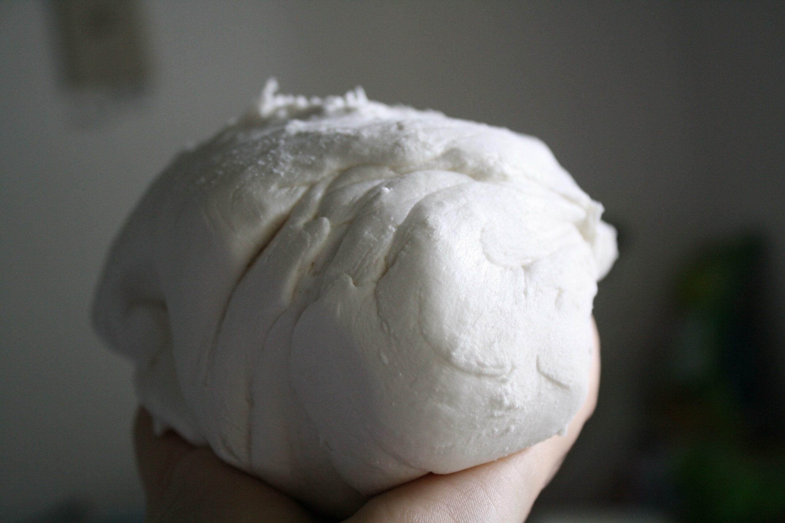 Marshmallow (Fluff) Fondant | Miss Anthropist's Kitchen