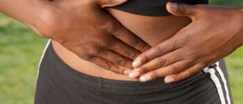 Bulto en el abdomen: 10 posibles causas