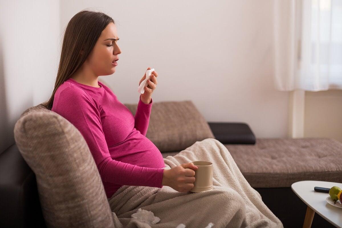 que puede tomar para la tos una mujer embarazada