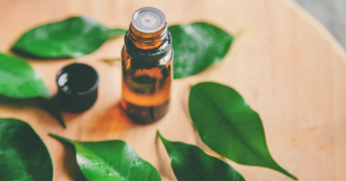 tea tree oil for puffy eyes