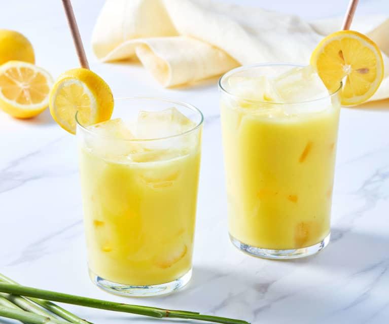 vitamin d and turmeric blended lemonade