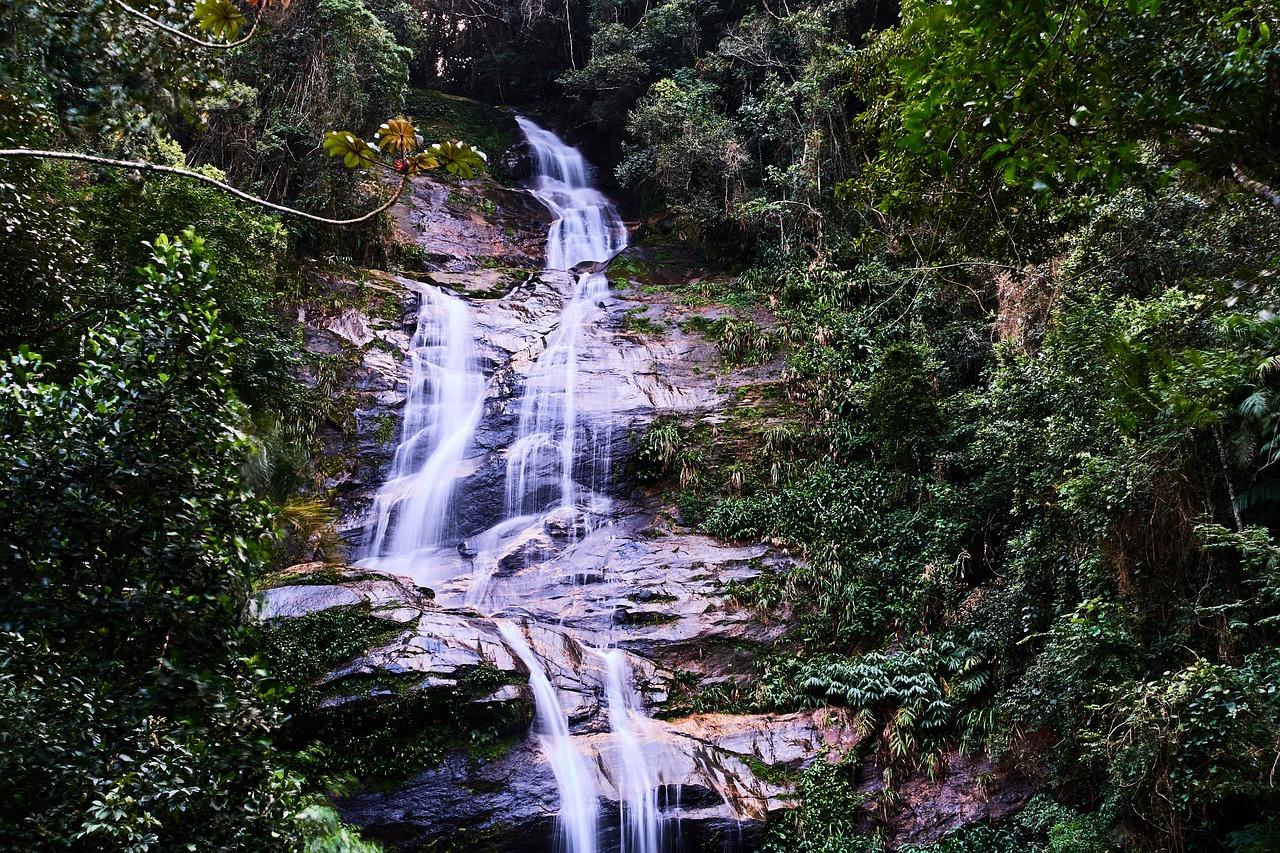 waterfalls in rio de janeiro