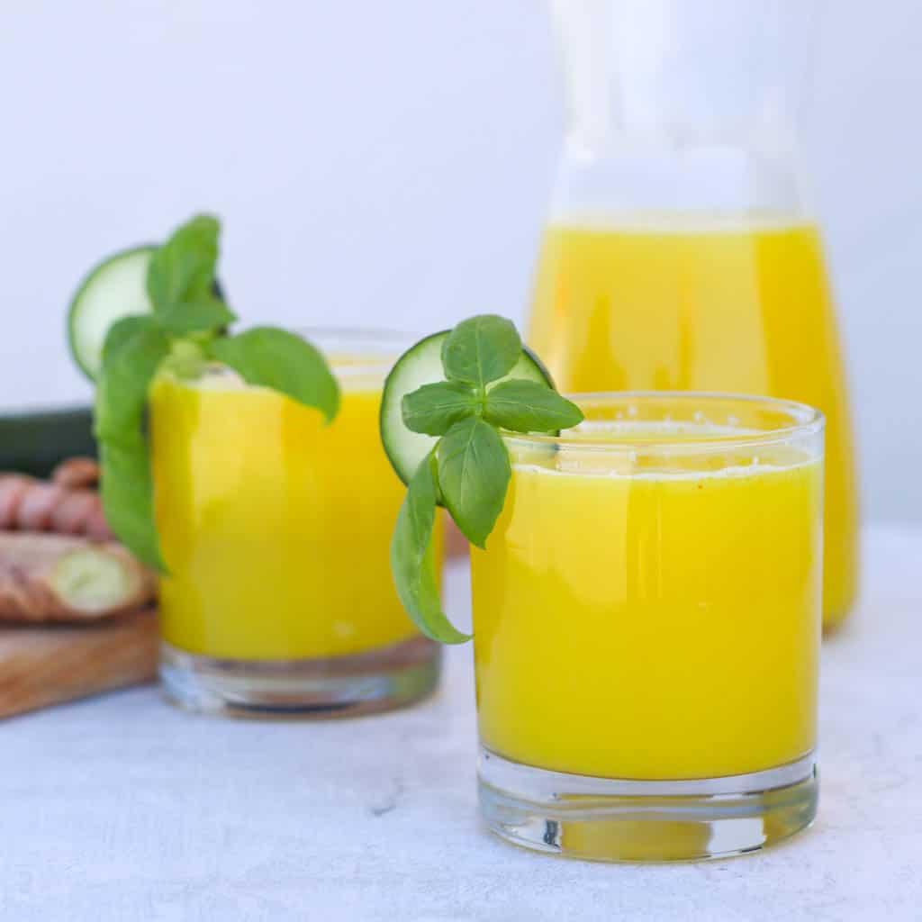 weight loss drink with pineapple cucumber ginger and lemon